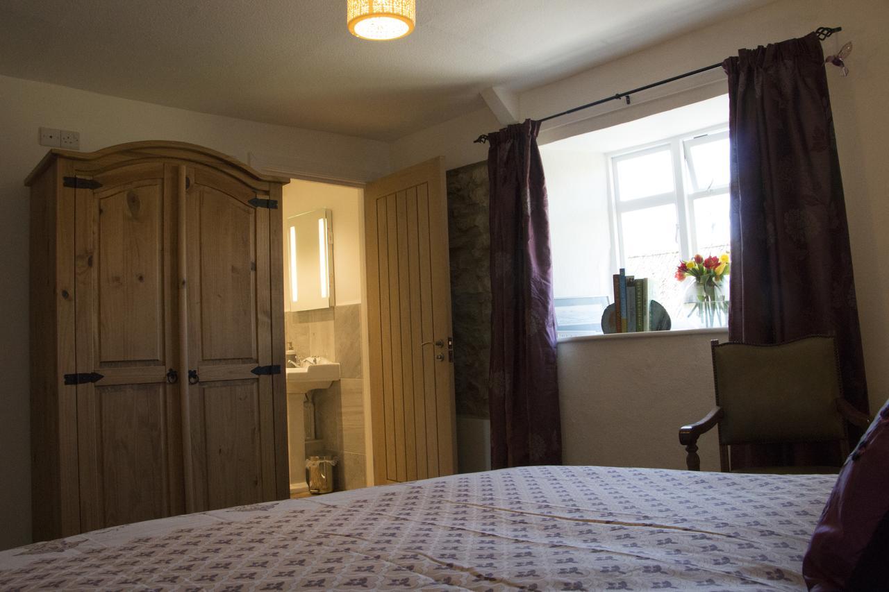 The Mitre Inn Sherborne  Bagian luar foto