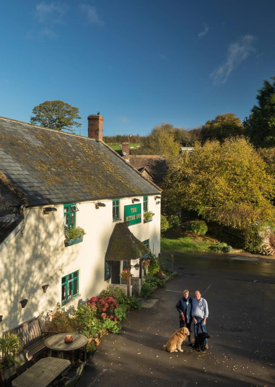 The Mitre Inn Sherborne  Bagian luar foto